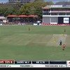 Cricketer heeft het gemunt op commentator hokje