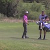 Streaker rent veld op tijdens golfwedstrijd