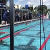 Extra deelnemer zwemwedstrijd