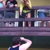 Even die vrouw onderspuiten