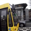 Boosscooter versus bus