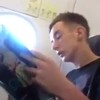 Tourette guy in het vliegtuig