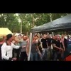 Party tussen de bomen