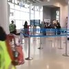 Dronken gekkie op het vliegveld