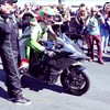 Kawasaki H2r vs Suzuki MotoGP