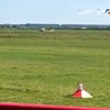 Stuntvliegtuigjes oefenen