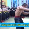 Master of Kung Fu doet demo