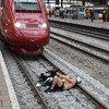 Ondertussen op het station