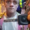 Dronken droppie laat ID zien
