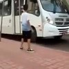 Grapje met de buschauffeur