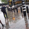 Twee druppels regen in Rotterdam