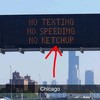 Niet SMS'en! Niet te hard rijden!