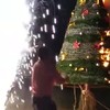 Gezellig kerstboompje aansteken in Mexico