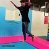 Flexibel op de trampoline