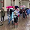 Lockdowngekkies demonstreren in Den Haag