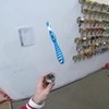 Trucjes met tandenborstel