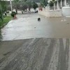 Water trekt de stad Izmir in