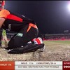 Cricketer vangt bal recht in het netje