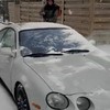 Even de auto sneeuwvrij maken