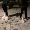 Meiden doen ook sneeuwpret