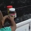 N-u-t-e-l-l-a