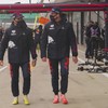 Max en Sergio doen rondje Silverstone