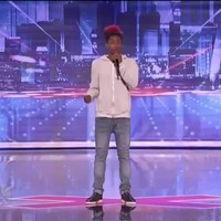 Turf de dansmeneer bij AGT