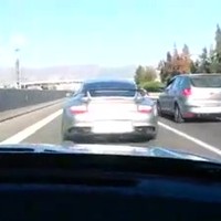 Russische lada komt Porsche tegen