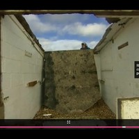 Meneer de beach hut owner