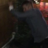 Hier niet pissen