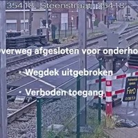 Idioot bij spoor wil niet omrijden