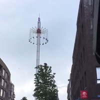 Hoe lang hangt ie al?