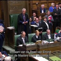 Ondertussen in het Britse parlement