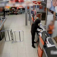 Manwijf overvalt de Coop