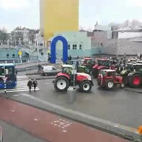 Boeren bezetten station Groningen