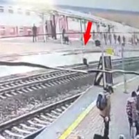 Opa valt op spoor