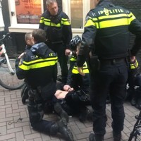 Ondertussen op de wallen