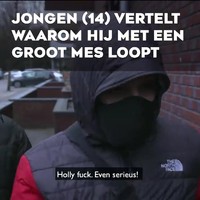 Ventje (14) loopt met kapmes over straat