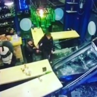 Aan tafel met rolstoelert