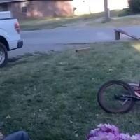 Kind doet faceplant