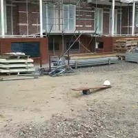 Trucje met bouwhelm