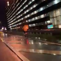 Thuisbezorgd in Amsterdam op snelweg