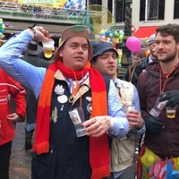 Driepunter door het raam