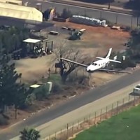 Vliegtuigje maakt buiklanding in Californië