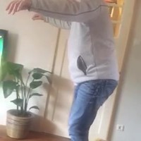 Opa op hoverboard