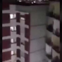 Ondertussen op het balkon