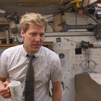 Colin Furze knutselt een isolatiehok