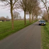 Op de opgevoerde scootmobiel