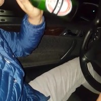 Bieries achter het stuur