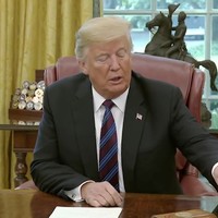 Trump belt met Mexico #4